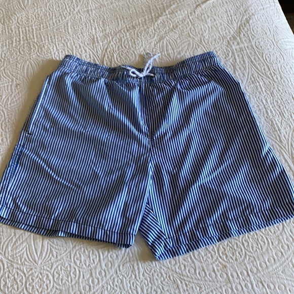2 pair men’s swim trunks - Picture 2 of 8
